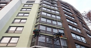 Установка крыши на балкон Люберцы цена от 1030 руб. м/2.